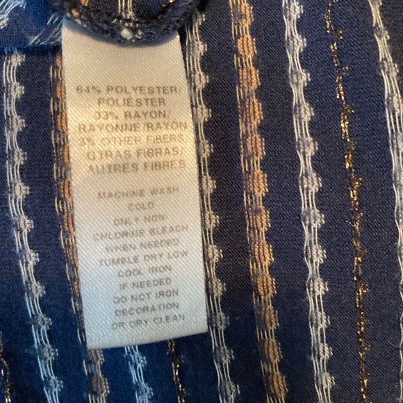 Loft beach swim cover up Size small - Picture 4 of 4